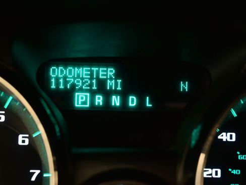 Used 2017 Buick Enclave Premium AWD/4WD image 24