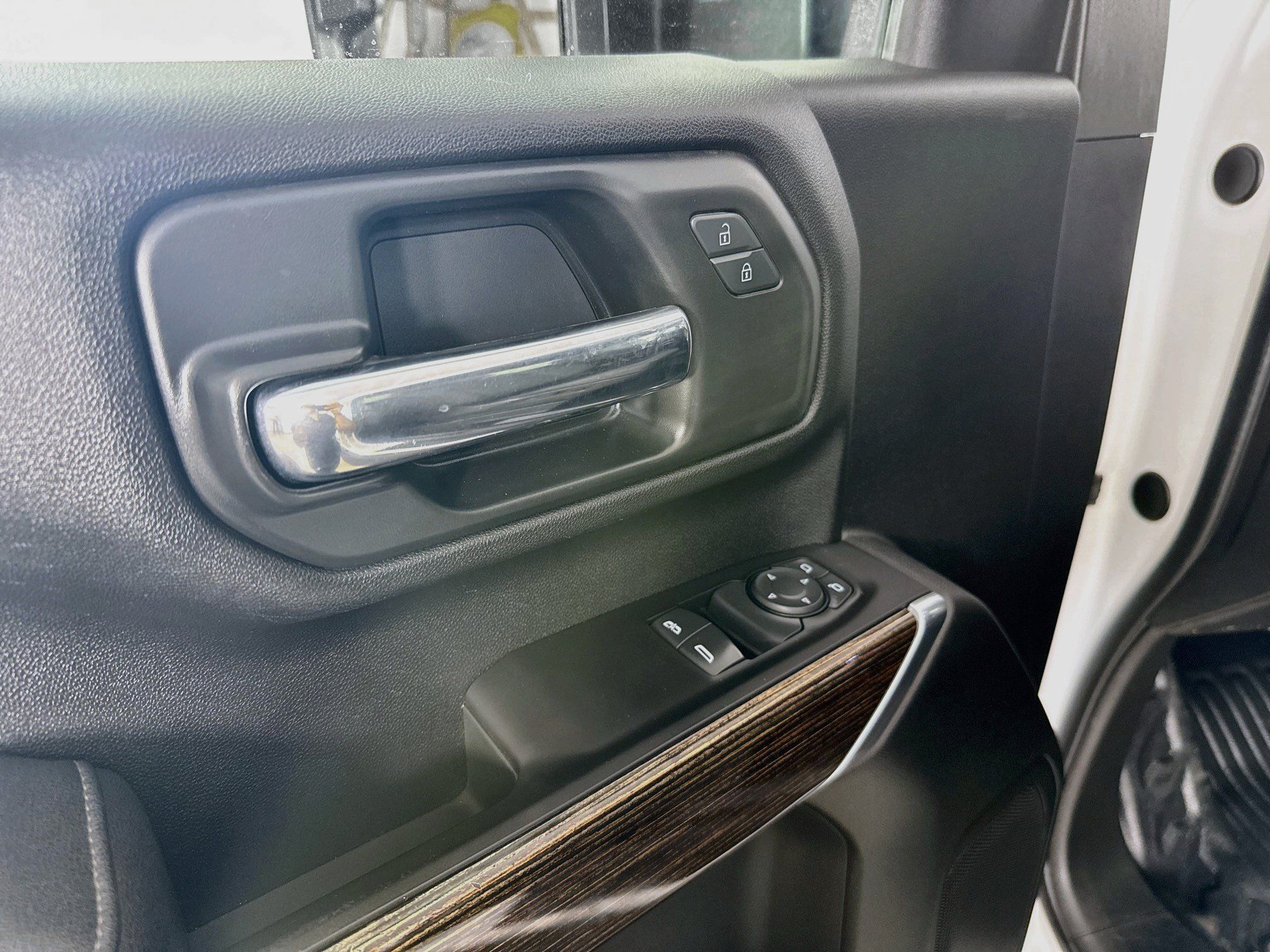 Used 2024 GMC Sierra 2500 SLE w/ SLE Convenience Package AWD/4WD image 21