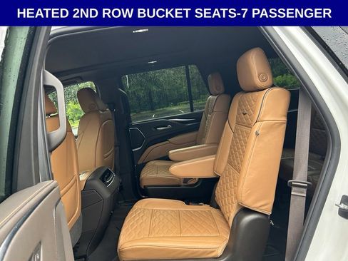 Used 2024 Cadillac Escalade Sport AWD/4WD image 7