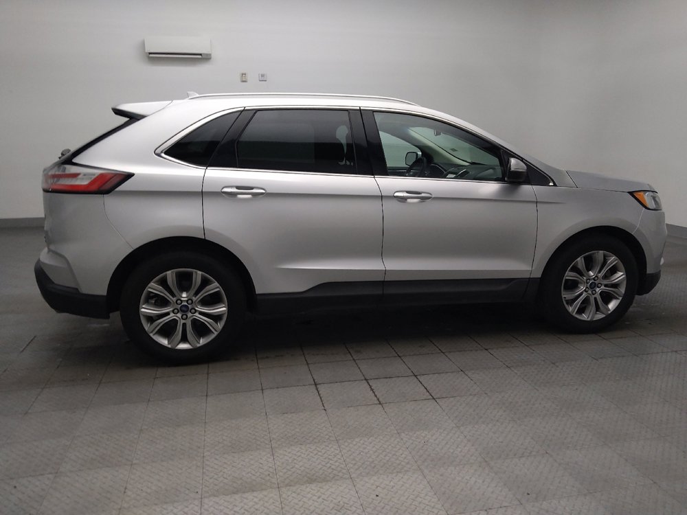 Used 2019 Ford Edge Titanium FWD image 10