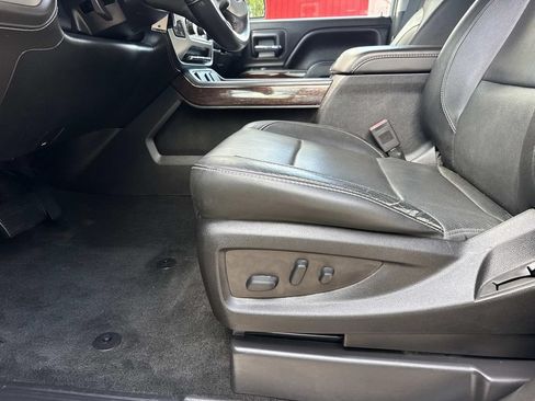 Used 2018 GMC Sierra 1500 SLT w/ SLT Premium Package AWD/4WD image 18