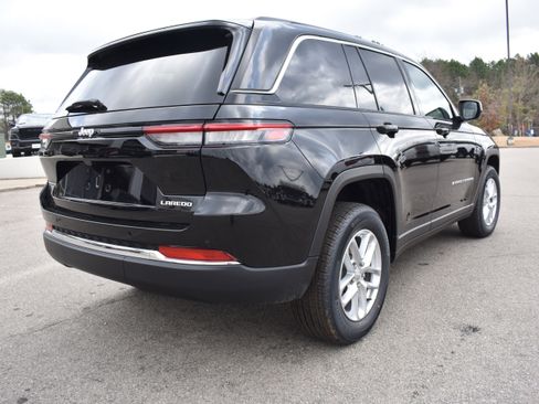 New 2026 Jeep Grand Cherokee Laredo X image 9