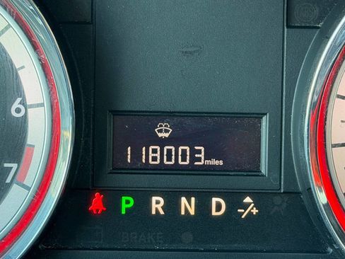 Used 2016 Dodge Grand Caravan SXT w/ UConnect Hands-Free Group FWD image 22