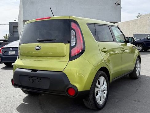 Used 2015 Kia Soul + FWD image 3