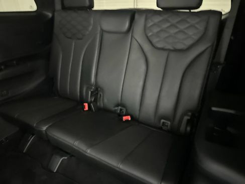 Used 2021 Hyundai Palisade Limited FWD image 26