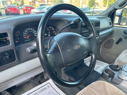 Used 2002 Ford F250 2WD Regular Cab Super Duty image 13