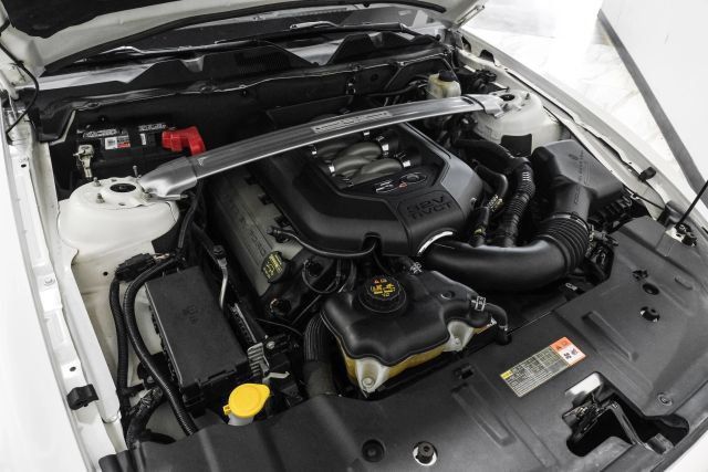 Used 2013 Ford Mustang GT Premium w/ Electronics Pkg RWD image 48