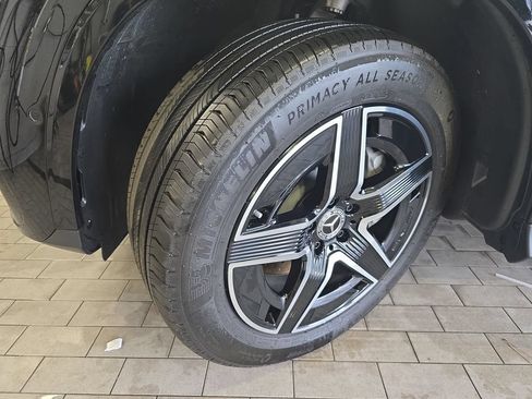 Used 2026 Mercedes-Benz GLC 300 image 35