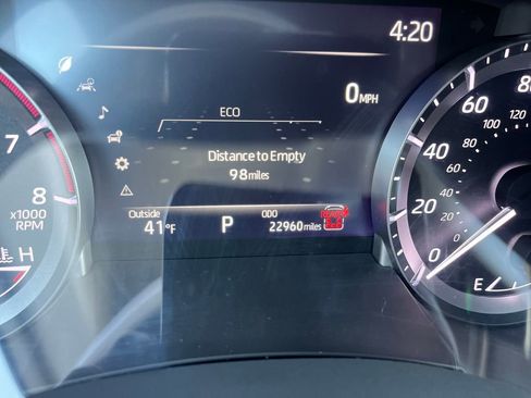 Certified 2024 Toyota Highlander XLE image 23