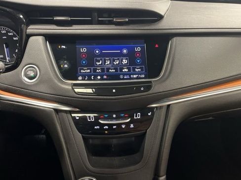 Used 2020 Cadillac XT5 Premium Luxury image 26