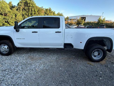 New 2026 Chevrolet Silverado 3500 W/T AWD/4WD image 11