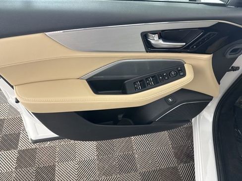 Used 2025 Acura MDX w/ Technology Package image 23