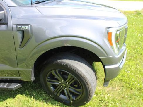 Used 2022 Ford F150 Lariat w/ Equipment Group 502A High AWD/4WD image 6