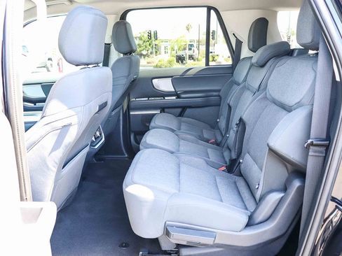 Certified 2025 Ford Expedition Max Active RWD image 17