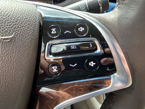 Used 2013 Cadillac XTS Luxury w/ Driver Awareness Package FWD image 19