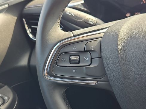 Used 2025 Buick Envista Sport Touring FWD image 18