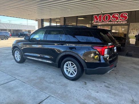 Certified 2025 Ford Explorer Active w/ Active Comfort Package image 6