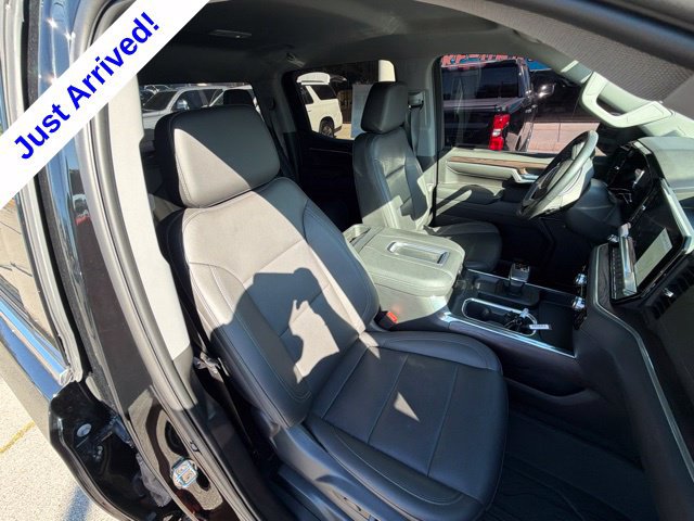 Used 2022 GMC Sierra 1500 SLT w/ SLT Convenience Package AWD/4WD image 29