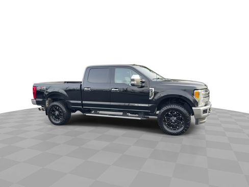 Used 2017 Ford F350 Lariat w/ Lariat Ultimate Package image 9
