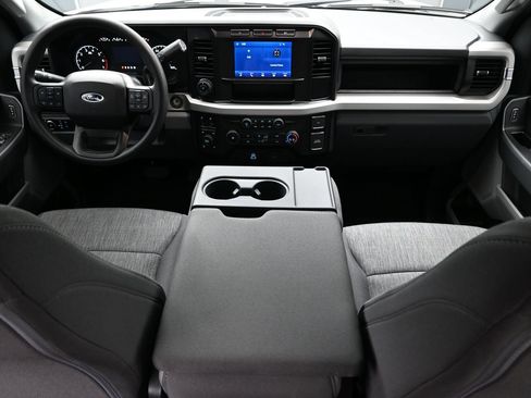 Used 2023 Ford F250 XL w/ STX Appearance Package AWD/4WD image 14