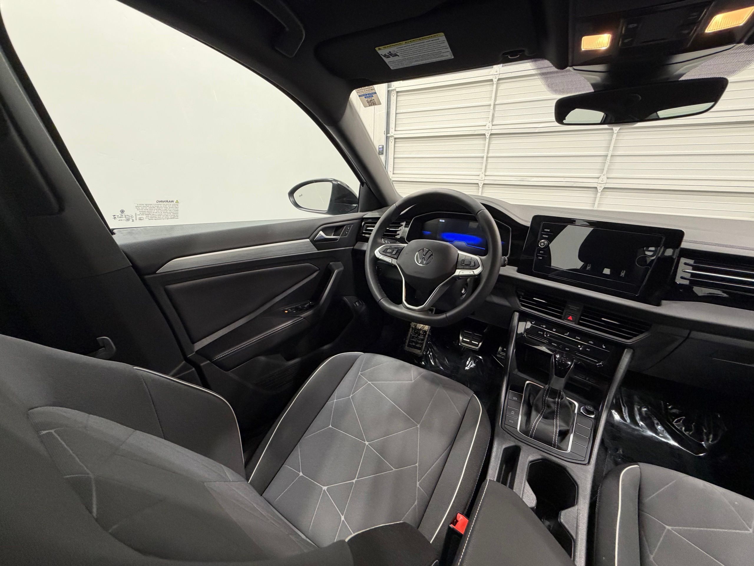 Used 2026 Volkswagen Jetta Sport FWD image 29