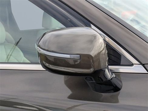 Used 2020 Kia Telluride SX w/ SX Prestige Package image 9