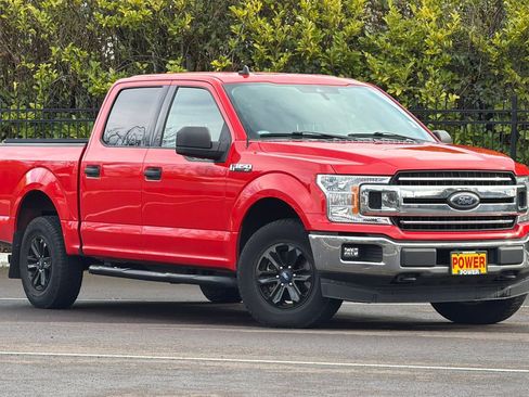 Used 2019 Ford F150 XLT image 2