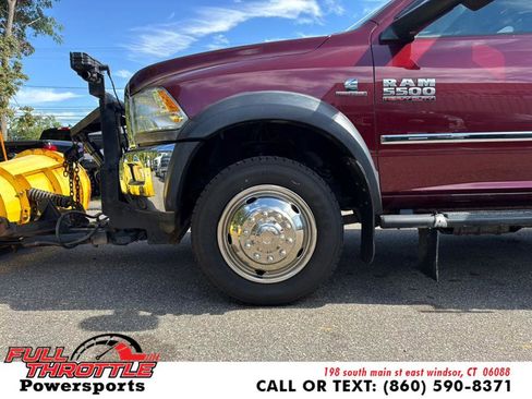Used 2018 RAM 5500 Tradesman w/ Power & Remote Entry Group image 27