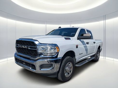 Used 2020 RAM 2500 Tradesman w/ Chrome Appearance Group AWD/4WD image 7