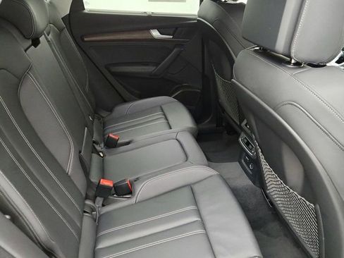 Used 2024 Audi Q5 2.0T Prestige w/ Prestige Package image 23