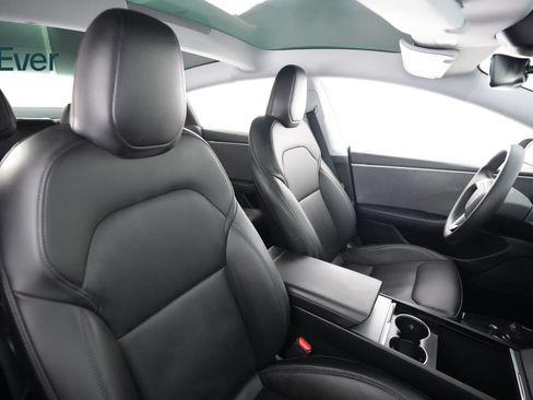 Used 2024 Tesla Model 3 Standard Range RWD image 23