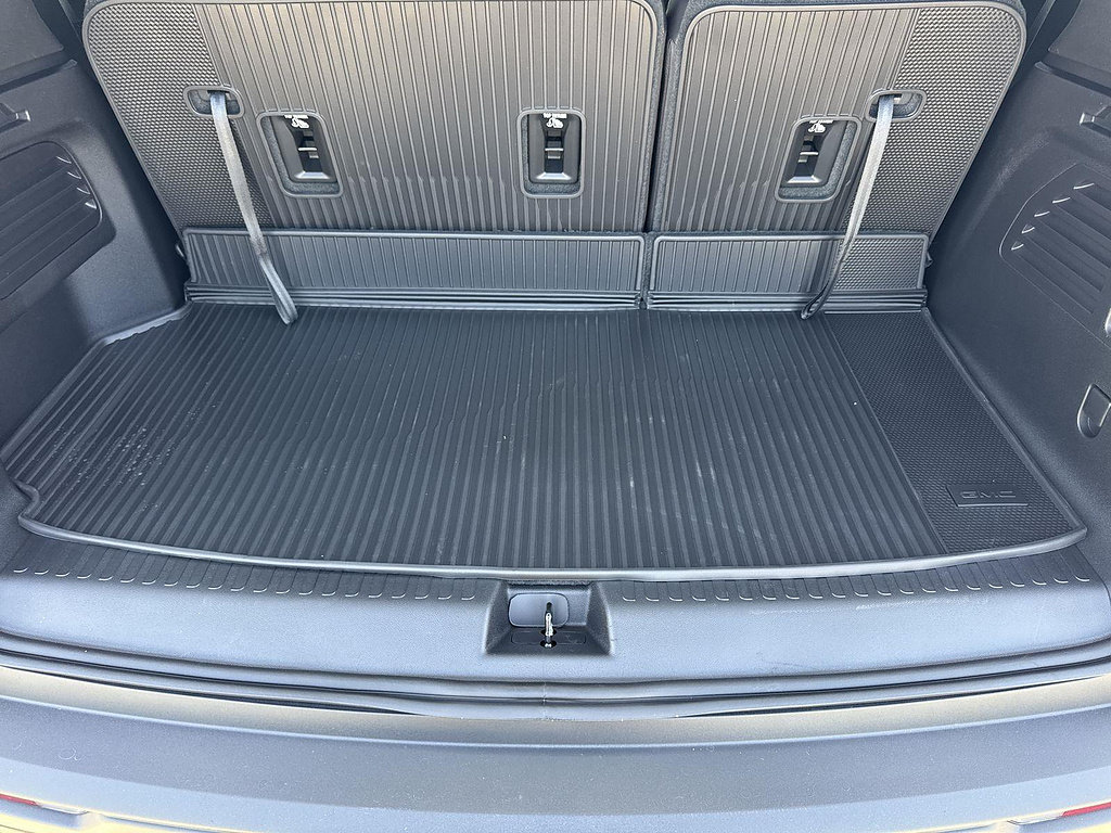 New 2026 GMC Acadia AT4 w/ Luxury Package AWD/4WD image 27