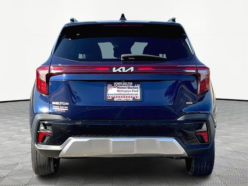 Used 2024 Kia Seltos EX image 4