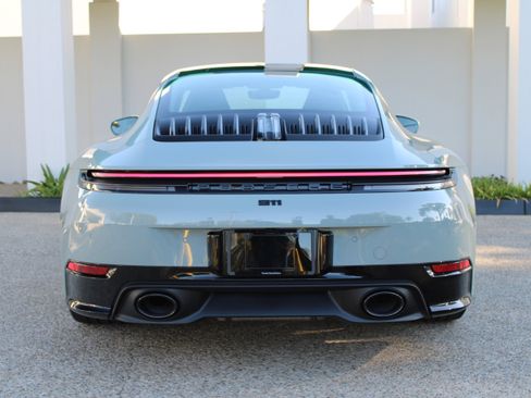 New 2026 Porsche 911 Carrera S image 6