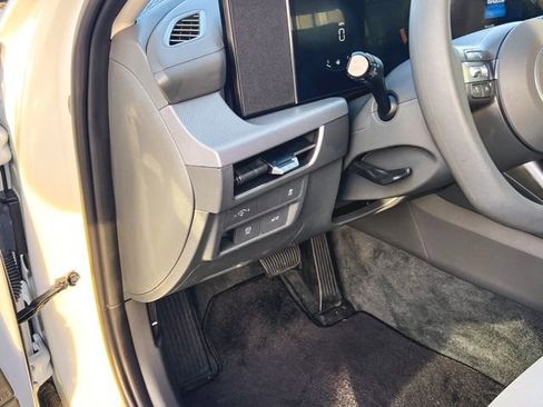 Certified 2024 Hyundai Sonata SEL image 11