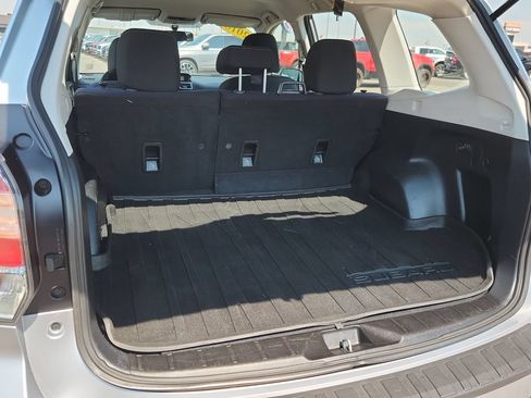 Used 2018 Subaru Forester 2.5i w/ Alloy Wheel Package AWD/4WD image 11