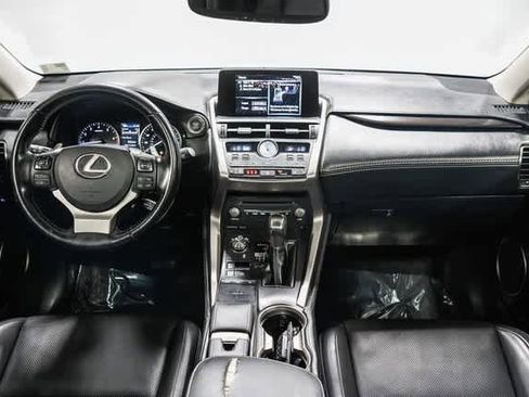 Used 2018 Lexus NX 300 FWD image 12