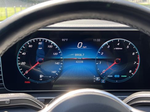 Certified 2023 Mercedes-Benz GLS 450 4MATIC image 21