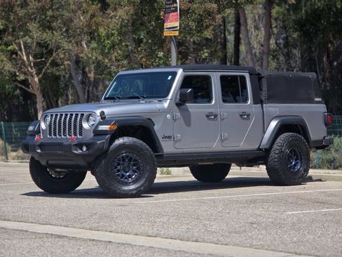 Used 2020 Jeep Gladiator Sport w/ Quick Order Package 24S AWD/4WD image 19
