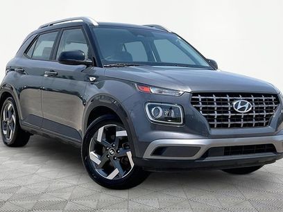 Certified 2023 Hyundai Venue Limited