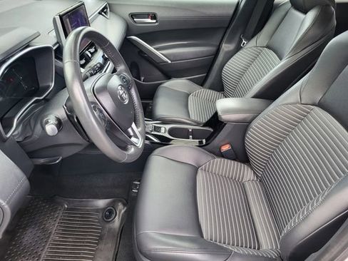 Used 2024 Toyota Corolla Cross AWD Hybrid w/ Convenience Package image 12
