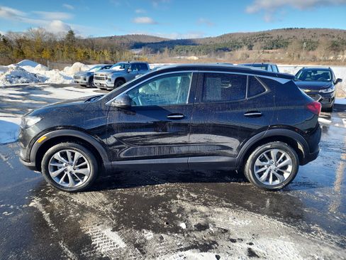 Used 2023 Buick Encore GX Essence w/ Experience Buick Package image 5