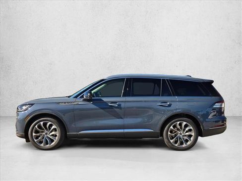 New 2026 Lincoln Aviator 2WD image 8