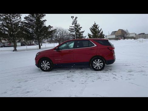 Certified 2024 Chevrolet Equinox LT w/ LPO, Floor Liner Package image 29