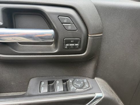Used 2021 GMC Sierra 1500 AT4 w/ AT4 Preferred Package AWD/4WD image 16