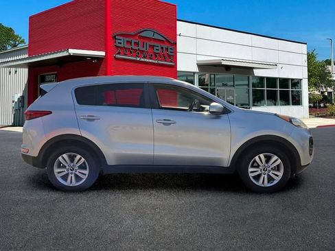 Used 2017 Kia Sportage LX w/ LX Popular Package AWD/4WD image 6