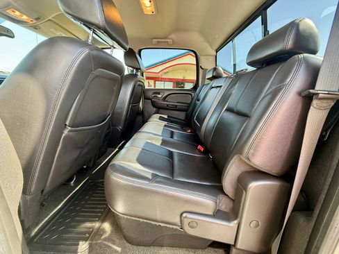 Used 2008 GMC Sierra 2500 SLT w/ Convenience Package AWD/4WD image 12