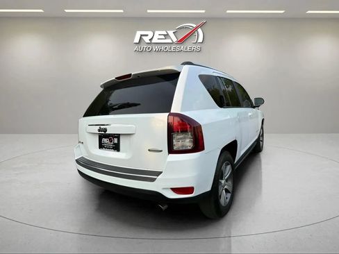 Used 2016 Jeep Compass High Altitude image 38