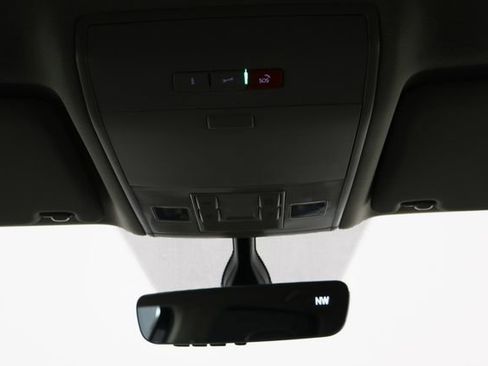 Used 2023 Volkswagen Atlas SE image 49