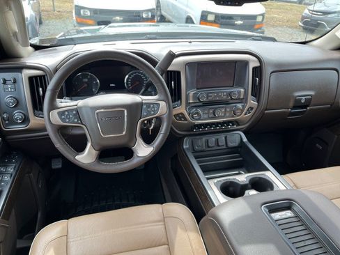 Used 2018 GMC Sierra 2500 Denali w/ Duramax Plus Package image 29